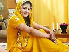 Hot Pakistani Girls talking about Muslim Paki Sex in Hindustani