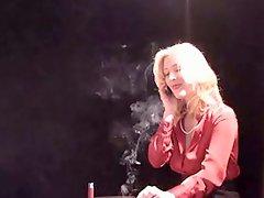 Smoking milf