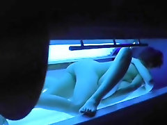 Sexy hardcore sex in a solarium