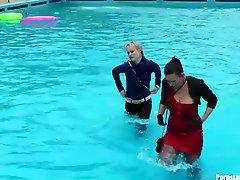 Drunk Amateurs Dive In The Pool and Get All Covered In Sand