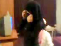 Arab Couple Strips On Webcam And Fucks For Strangers