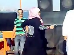 Hijab dance on nile