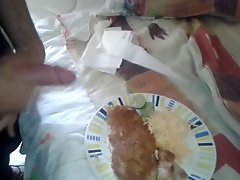 Cumming on gf food