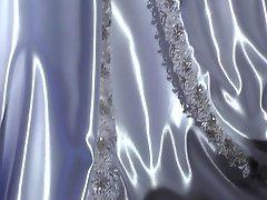 White Wedding Satindress 01