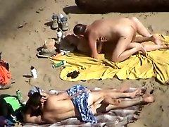 2 couples beach