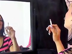 Smoking woman - mirror, makeup + 120