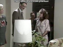 Enjoy awesome MMF and FFM threesome fuck with wondrous vintage hoes