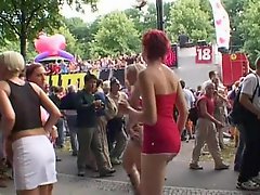 Amateur girls fucking in public and in nature