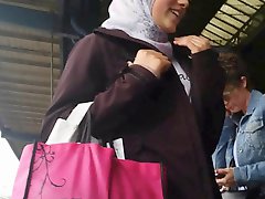 Wolter's Hijab Bitch 001