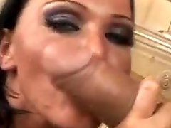 Lusty bitch ChrisTina BElla sipping a Rod cLean from cum